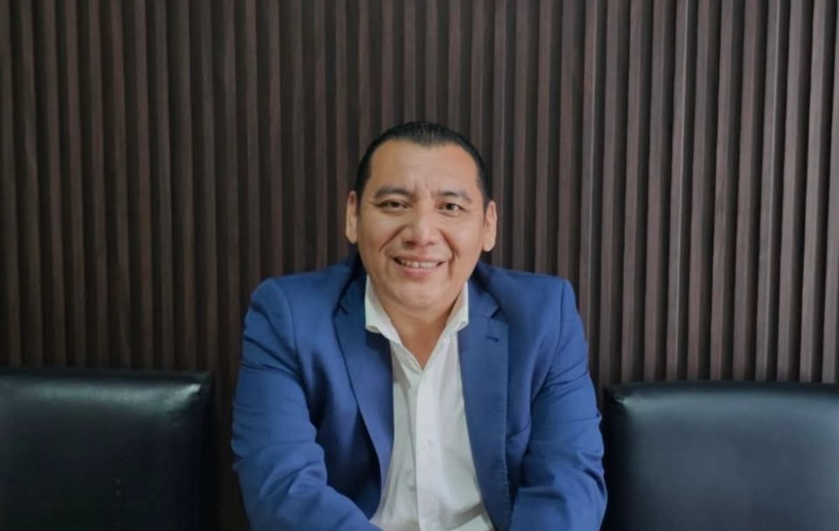 Ever Castillo proyecta que la oposición podría disputar dos diputaciones en Sonsonate para 2027