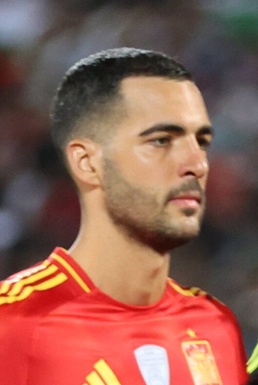 Mikel Merino con la selección de España
